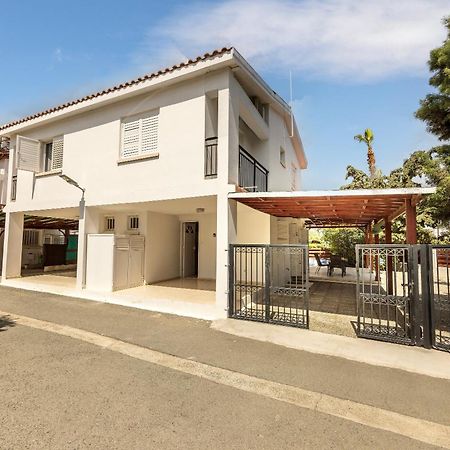 Larnaca Villa Marina Meneou Exterior photo