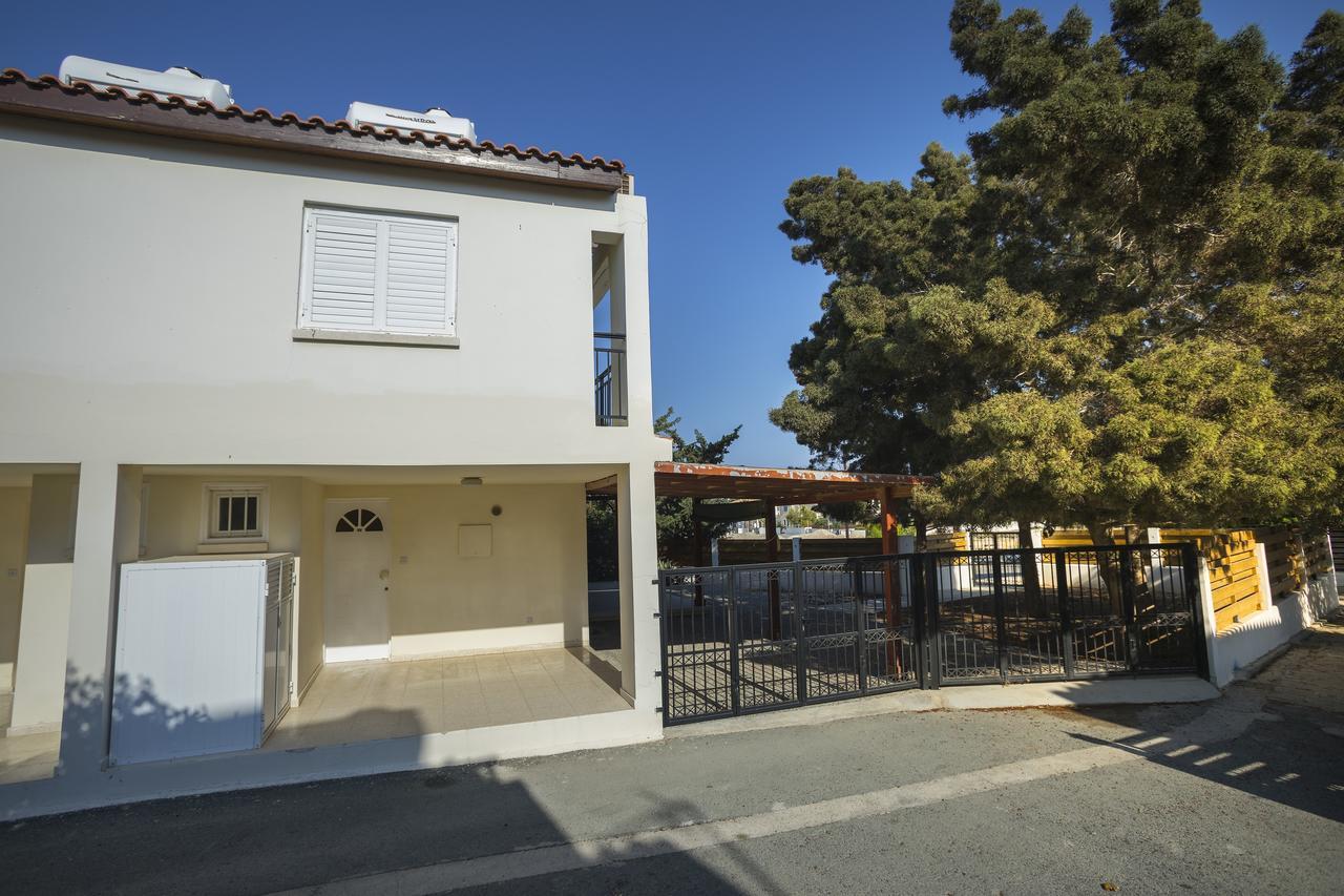 Larnaca Villa Marina Meneou Exterior photo