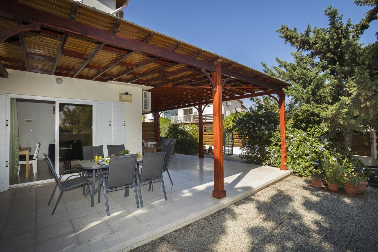 Larnaca Villa Marina Meneou Exterior photo